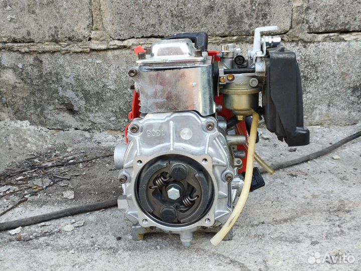 Четырёх тактный мотор