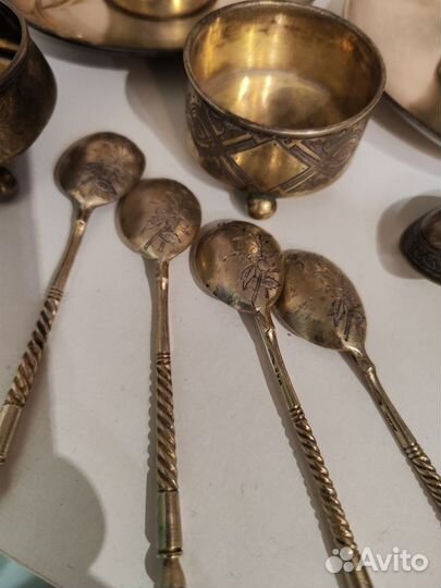 Столовое серебро