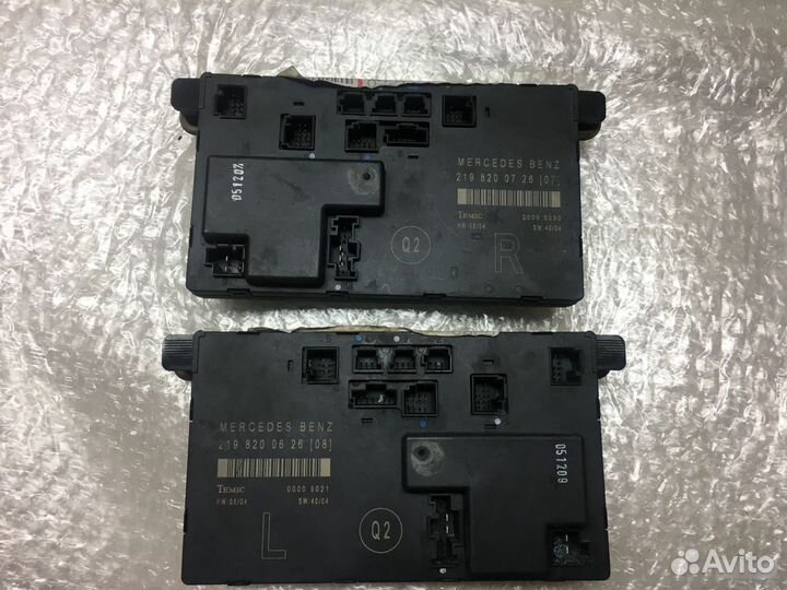 Блок двери передней правой Mercedes W219 CLS 350