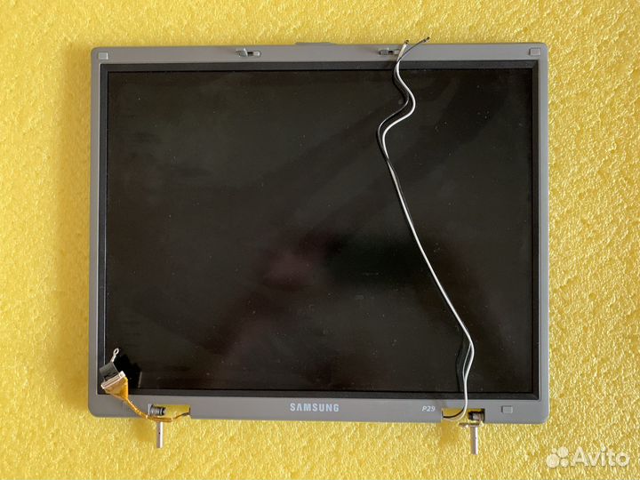 Крышка матрицы samsung p29