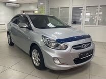 Hyundai Solaris 1.4 AT, 2012, 165 000 км, с пробегом, цена 960 000 руб.