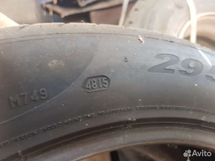 Pirelli P Zero 295/40 R21 111Y