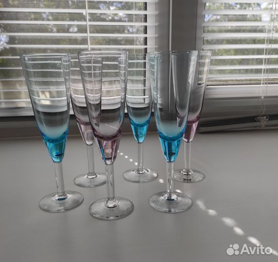 Бокалы и стопки