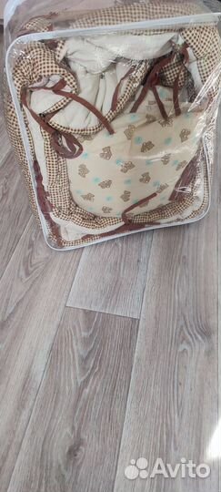 Комплект в детскую кроватку бортики