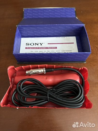 Беспроводной микрофон Sony wm-717