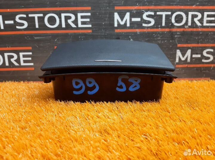 Подстаканник Mercedes-Benz S-Class W221 273.961