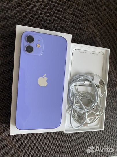 iPhone 12, 64 ГБ