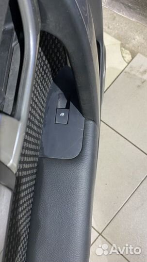 Обшивка двери задней левой Chevrolet Captiva