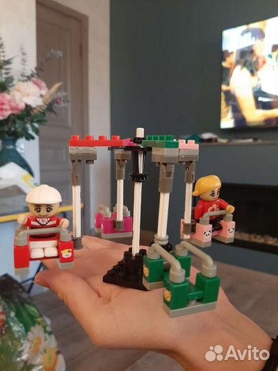 Lego карусель