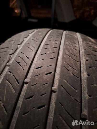 Michelin Latitude Tour HP 215/70 R16