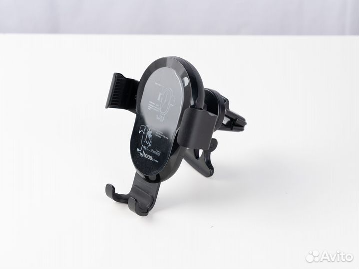 Беспроводная зарядка в авто Hoco