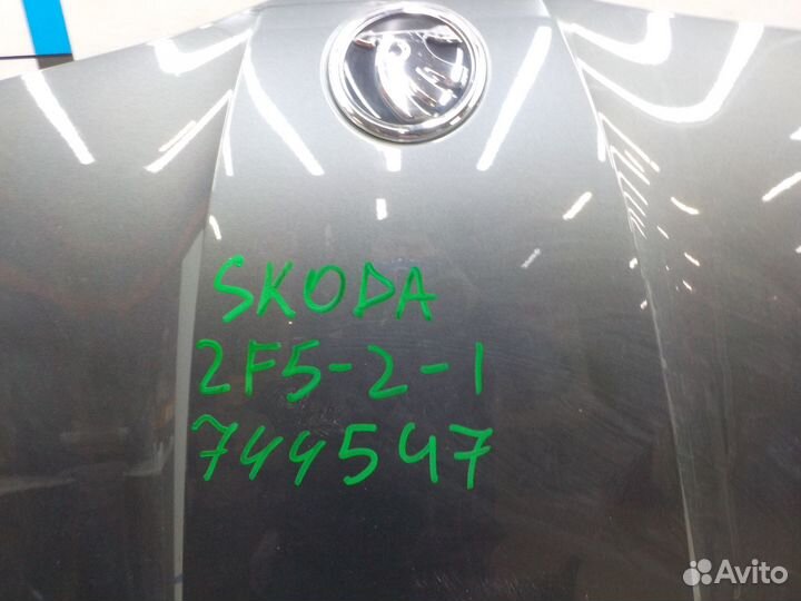 Капот Skoda Rapid