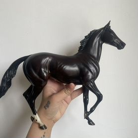 Лошади breyer