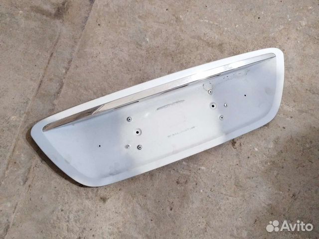 Рамка заднего номера W220