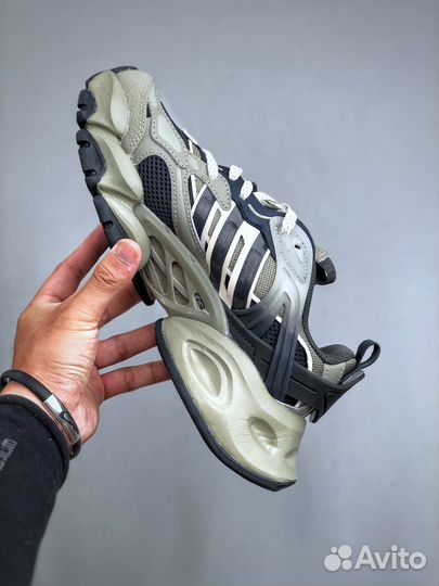 Кроссовки Adidas Vento XLG Deluxe