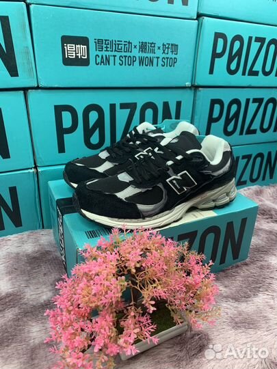 New Balance 2002r Black Оригинал (Poizon)