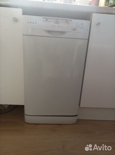 Посудомоечная машина Indesit IDL 40,неисправна