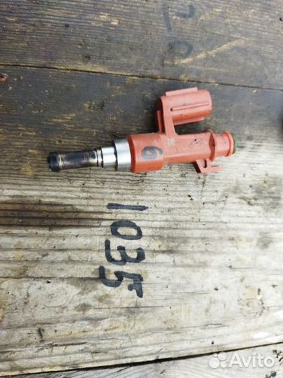 Инжектор Lexus Ls600Hl UVF46 2UR-FSE 2007