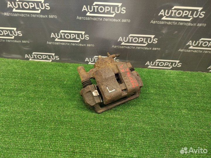 Суппорт передний левый Mazda 6 седан GG L813 2002