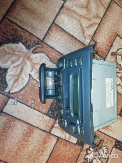 Штатная магнитола Toyota vitz