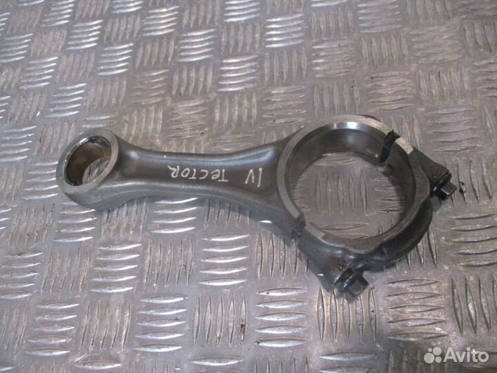 Шатун Iveco 4898808