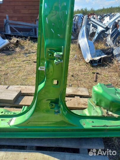 Порог левый Skoda Fabia CFN 2011