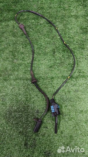 Датчик ABS передний левый Volvo XC90 2006