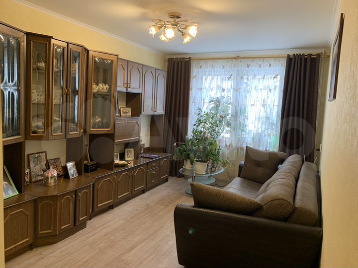 3-к. квартира, 57 м², 2/5 эт.