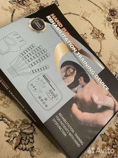 Робот перчатка