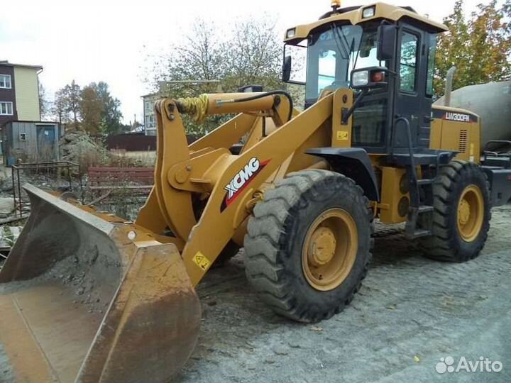 Машинист фронтального погрузчика