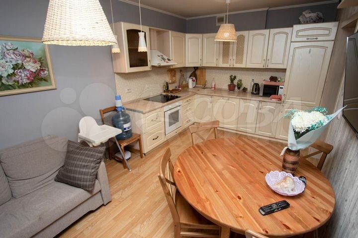 3-к. квартира, 81 м², 1/16 эт.