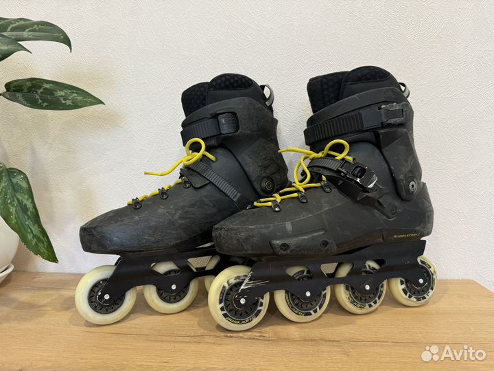 Роликовые коньки Rollerblade Twister Edge 43