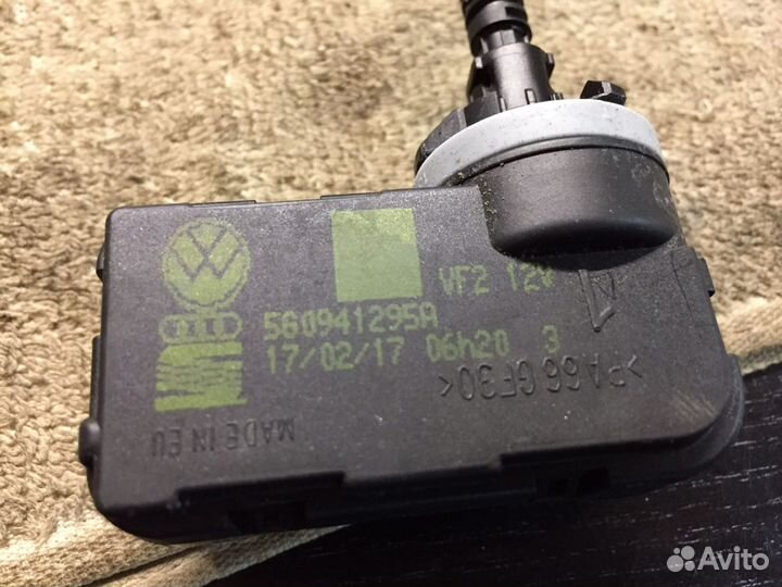 Оригинальный корректор фары Skoda Rapid, Vw Polo
