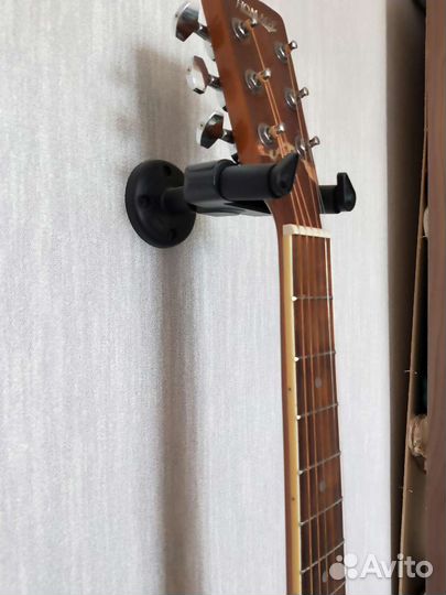 Акустическая гитара