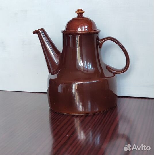 Чайник глиняный
