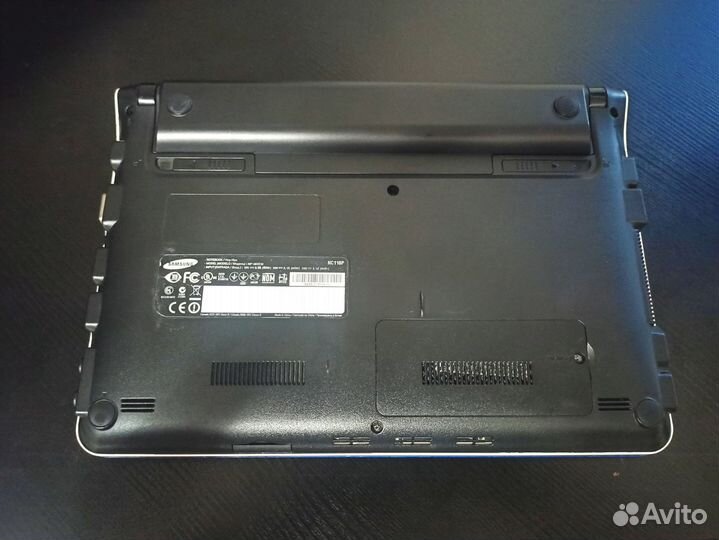 Нетбук Samsung NP-NC 110