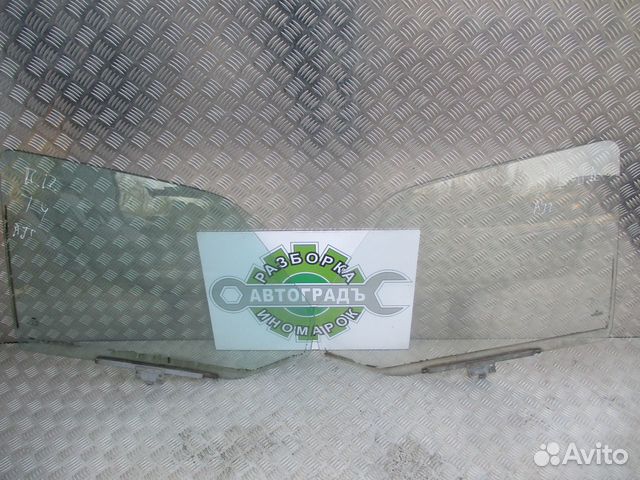 Стекло двери передней VW Transporter T4