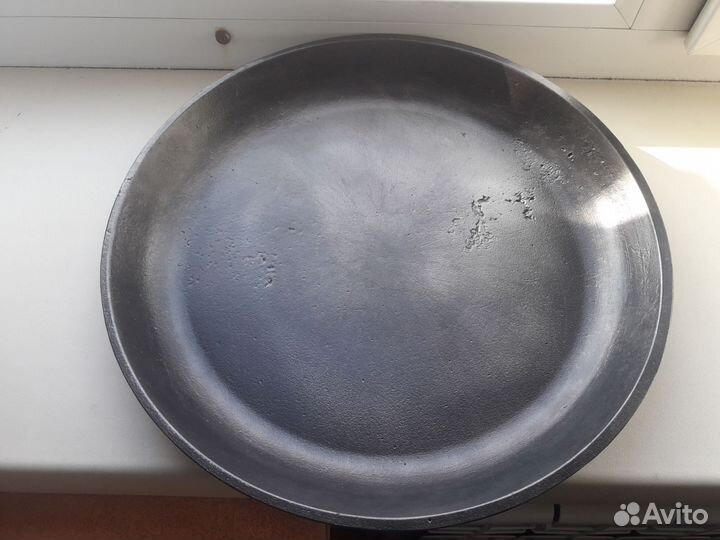 Толстостенная сковорода