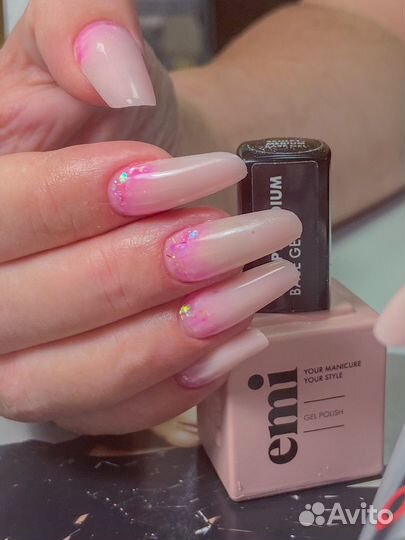 Наращивание ногтей