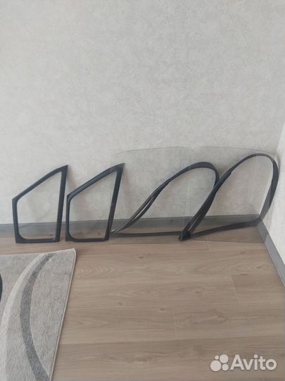 Стекла и их уплотнители передних дверей газельnext