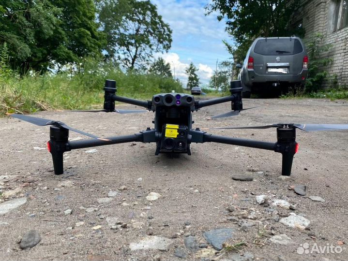 Квадрокоптер Matrice 30T