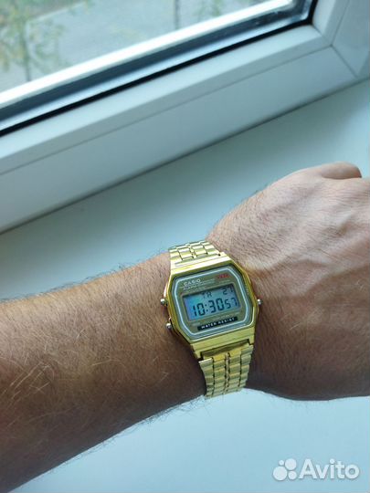 Часы Casio