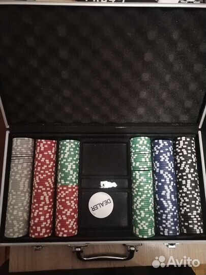Покерный набор 300 фишек
