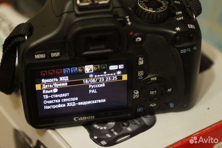 Canon 550d body с корбкой