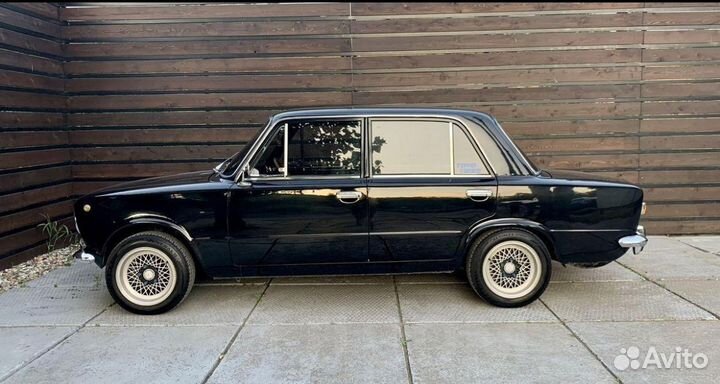 ВАЗ 2101 1.3 МТ, 1977, 15 000 км