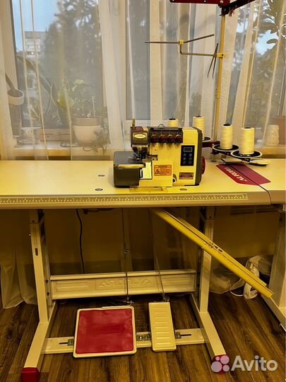 Оверлок 4 х ниточный промышленный aurora A-700DE-4