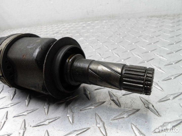 Полуось задняя правая Saturn Vue 1 21991244