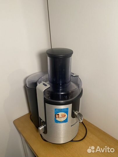 Лучшая Соковыжималка Philips HR1861