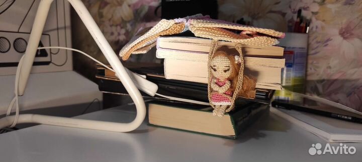 Вязаный домик книжка и кукла подарок на новый год