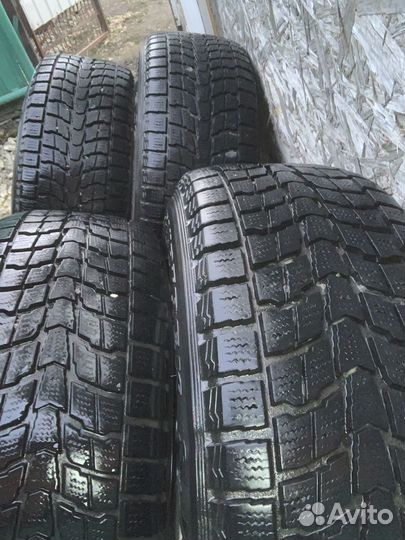 R17 Dunlop Grandtrek SJ6 225/60, PCD 5x114.3 DIA 67.1